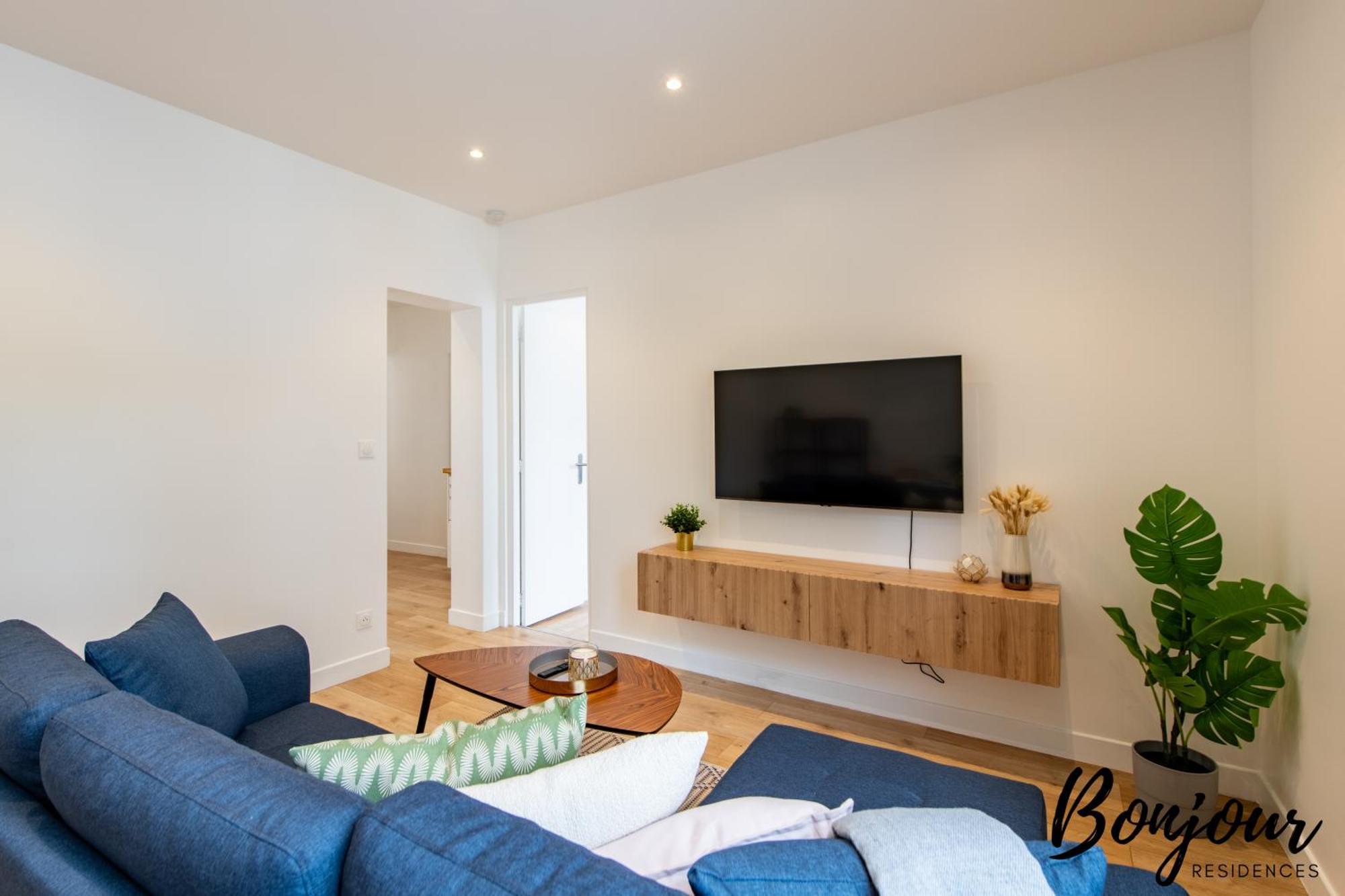 Free Parking - Porte D'Orleans - 2 Bedrooms มงต์รูช ภายนอก รูปภาพ