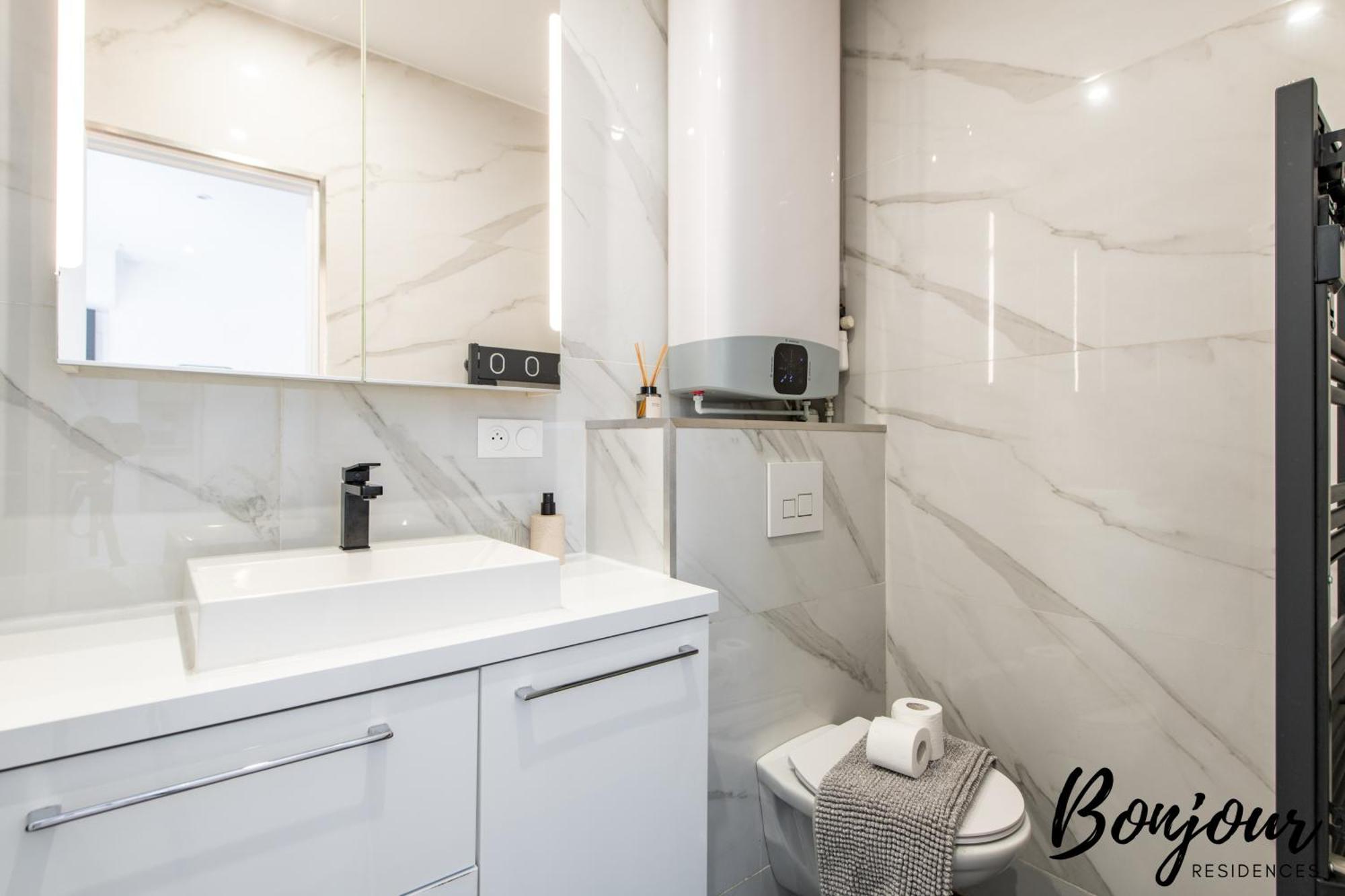 Free Parking - Porte D'Orleans - 2 Bedrooms มงต์รูช ภายนอก รูปภาพ