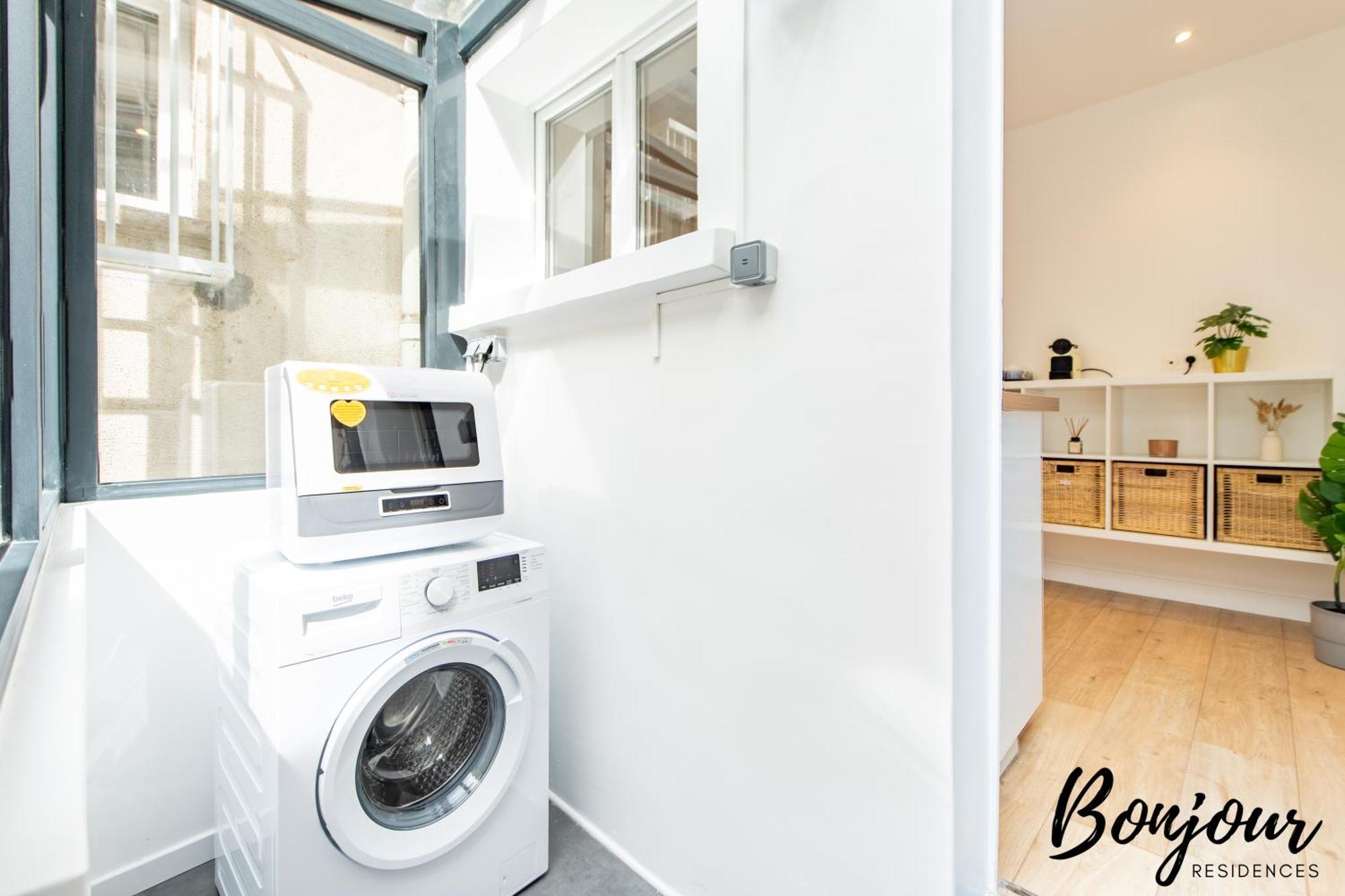 Free Parking - Porte D'Orleans - 2 Bedrooms มงต์รูช ภายนอก รูปภาพ